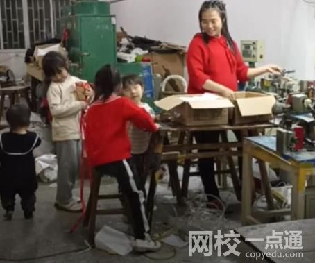 連生4女被離婚女子第五胎產(chǎn)下男孩 十分可愛(ài)