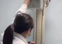 老板回應(yīng)寵物醫(yī)院給人拍片查白肺 到底是不是真的？