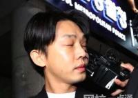 劉亞仁被麥克風扎臉 原因竟是這樣簡直太崩潰了