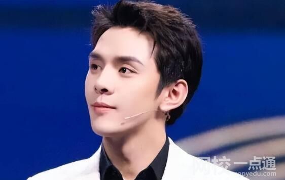 專(zhuān)家稱(chēng)李佳琦直播間和田玉只值100多 背后真相實(shí)在讓人驚愕