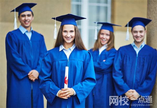 2023廣播電視編導(dǎo)專業(yè)文化課要求高嗎(2023年廣播電視編導(dǎo)專業(yè)怎么樣)