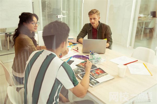2023鄭州城市職業(yè)學(xué)院學(xué)費(fèi)多少錢一年(2023年各專業(yè)收費(fèi)標(biāo)準(zhǔn))