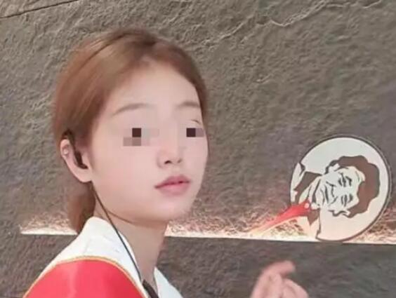 商家回應(yīng)未經(jīng)消費(fèi)者同意直播 為什么引熱議？