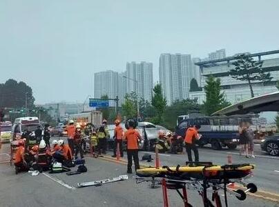 韓國發(fā)生車禍致5死 3人是中國籍 實在太悲劇
