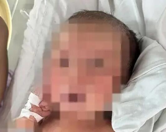 臍帶未剪嬰兒被遺棄 警方已立案 為什么遺棄？