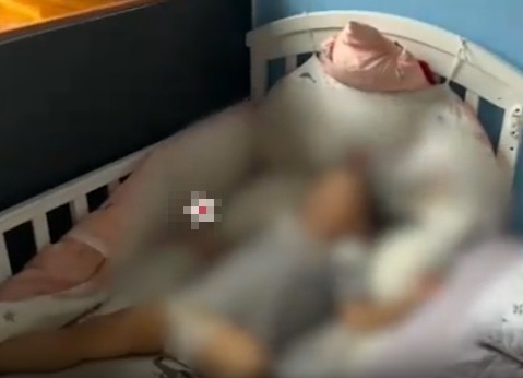 官方通報(bào)孩子床單被天降煙頭燒焦 實(shí)在太讓人后怕