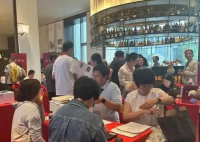樓市新政后中介放假改輪崗 真的有這么火嗎？