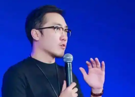 王自如再被深圳法院限制高消費(fèi) 到底是什么情況？