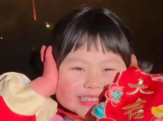 4歲小網(wǎng)紅年收入或超1650萬元 到底是不是真的？