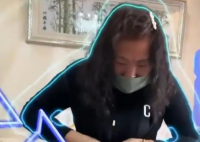 女子8000元買塑身衣致乳腺癌 究竟是怎么回事？