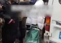 湖南一老人被男孩輕微觸碰后摔倒 究竟是怎么回事？