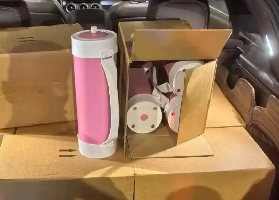 見到這種粉色“熱水瓶”馬上報警 為什么引爭議？