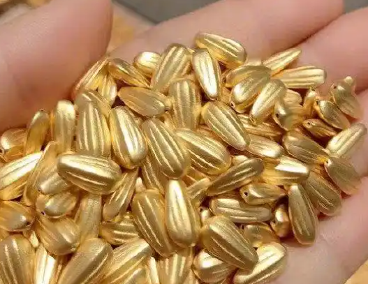 買黃金成00后血脈覺醒的文化密碼 為什么引爭議什么情況？