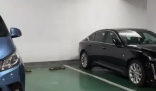 女子難入庫無奈停他人車位留條致歉 實在太無奈了