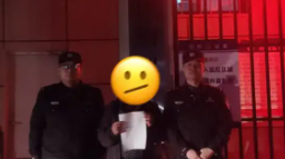 25層高樓驚現(xiàn)飛賊 警方:拘留 究竟是怎么回事？