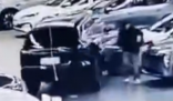 沈陽(yáng)車(chē)展一SUV引發(fā)多車(chē)碰撞受損 為什么撞車(chē)？