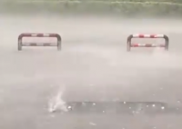 廣州突降雞蛋大小冰雹 汽車砸出坑 實在太嚇人了